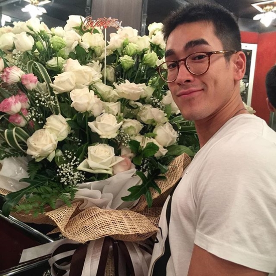  ณเดชน์ ร่วมยินดี ญาญ่า รับปริญญา