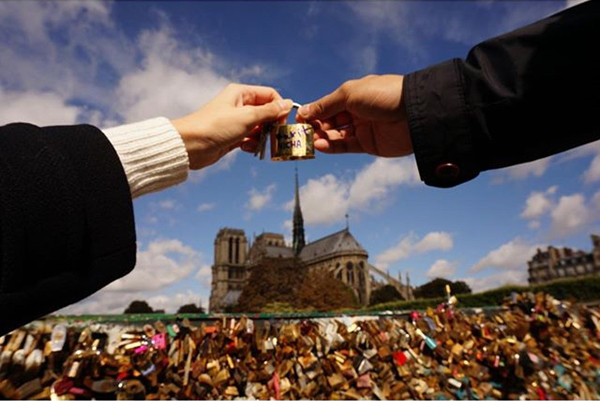 ณิชา ณัฏฐณิชา ร่วมยินดี ไอติม จบ ม. อ็อกซ์ฟอร์ด