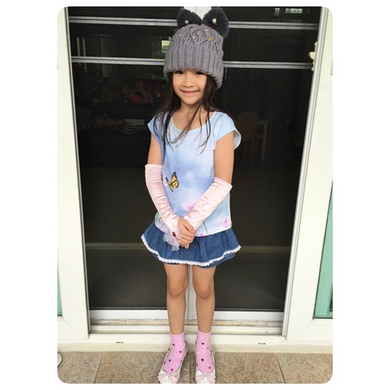 น้องพราว ลูกสาวพ่อลิฟท์ แม่หญิง 