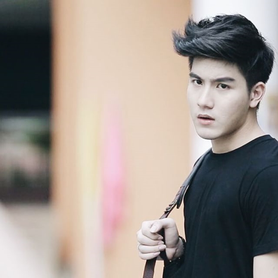 เมฆ จิรกิตติ์ พี่ชาย มุก วรนิษฐ์ รักนะเป็ดโง่ หล่อกระแทกใจ !
