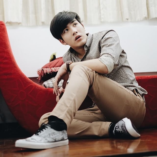 เมฆ จิรกิตติ์ พี่ชาย มุก วรนิษฐ์ รักนะเป็ดโง่ หล่อกระแทกใจ !