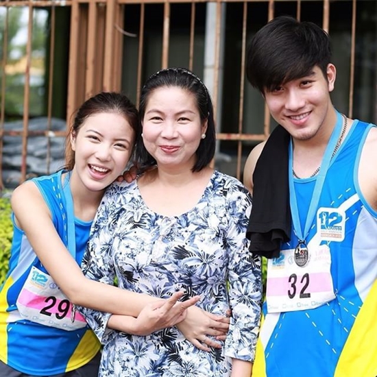 เมฆ จิรกิตติ์ พี่ชาย มุก วรนิษฐ์ รักนะเป็ดโง่ หล่อกระแทกใจ !