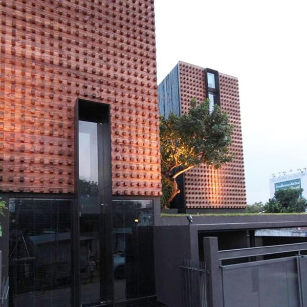 อุ้ม นิวเคลียร์