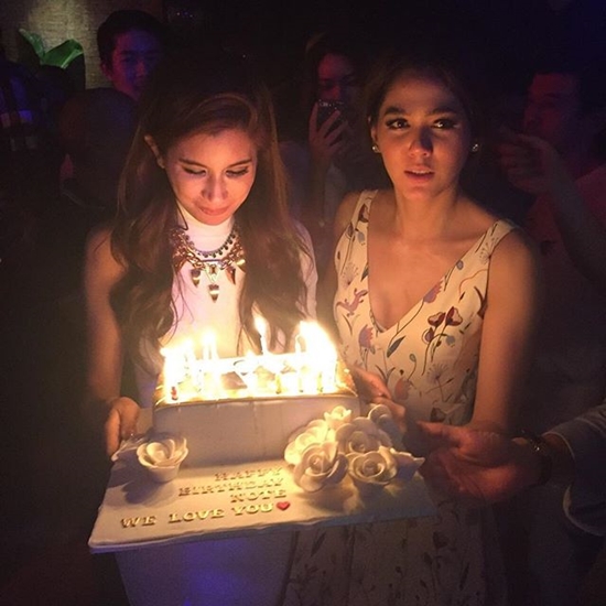 ชมพู่ อารยา - ปู ไปรยา