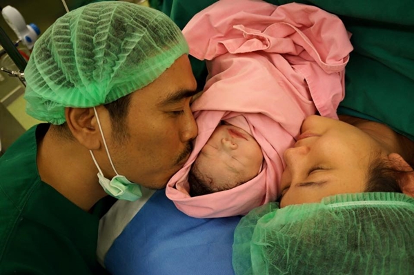 อ๊อฟ Big Ass เป็นคุณพ่อแล้ว