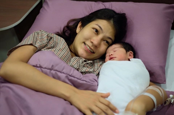 อ๊อฟ Big Ass เป็นคุณพ่อแล้ว