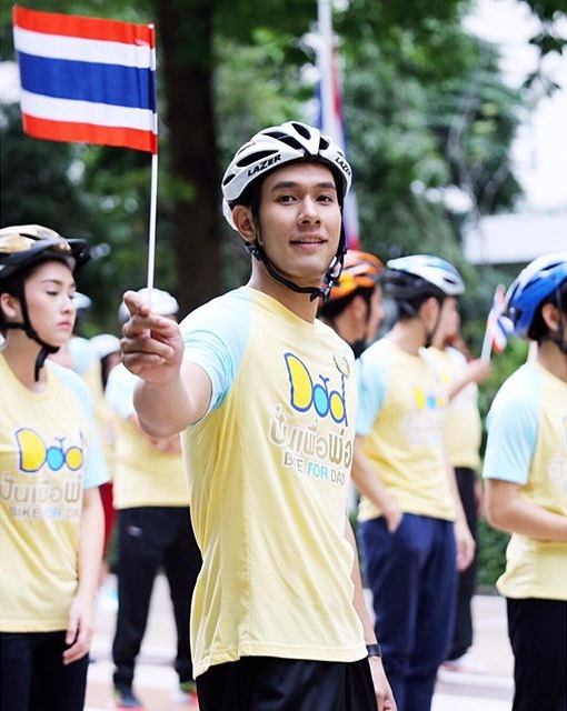 อ๋อม อรรคพันธ์