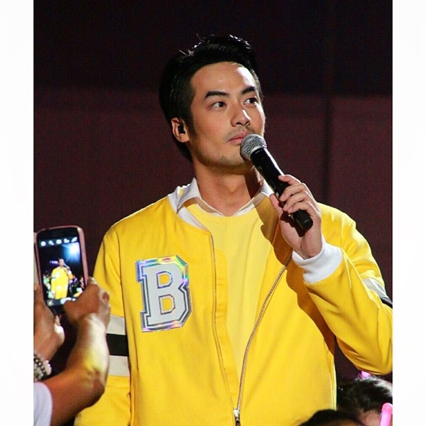 บอย ปกรณ์ โพสต์ซึ้งถึง เจมส์จิ หลังนำทีมเซอร์ไพรส์กลางคอนเสิร์ต