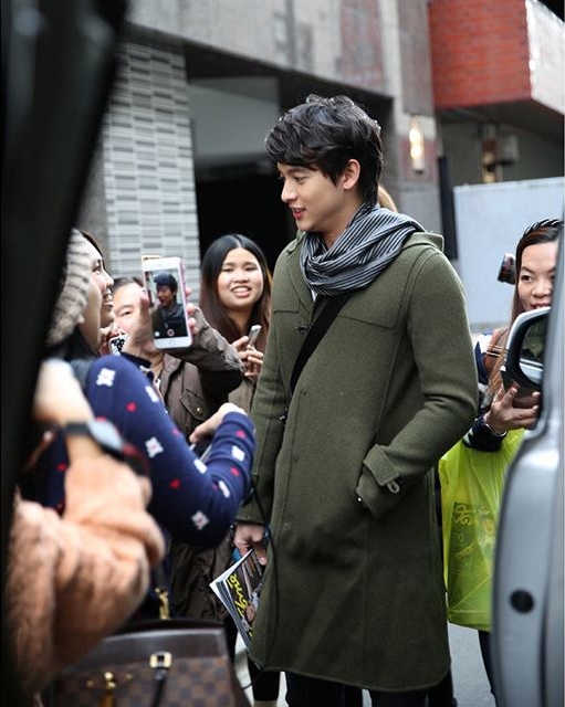 เจมส์ จิรายุ