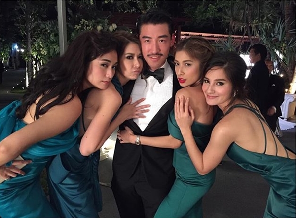 งานแต่ง เอมมี่ ไฮโซเจมส์