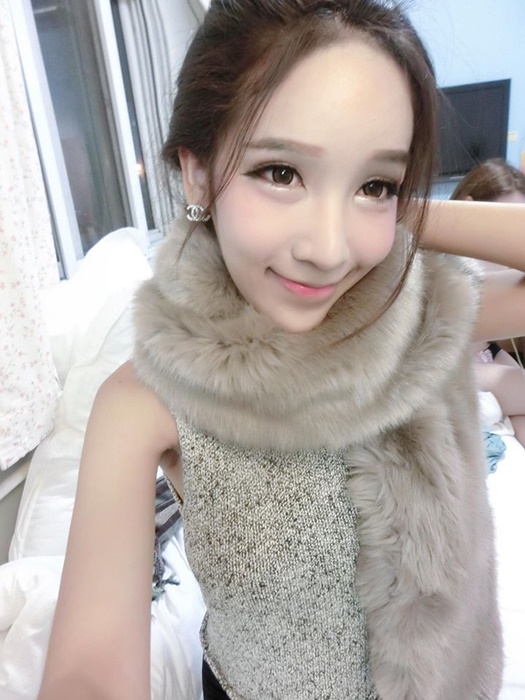 น้องพีช เน็ตไอดอลอสาวประเภทสอง