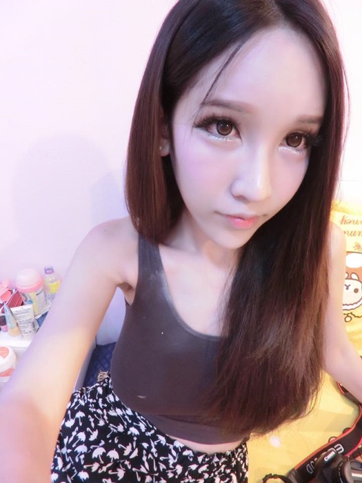 น้องพีช เน็ตไอดอลอสาวประเภทสอง