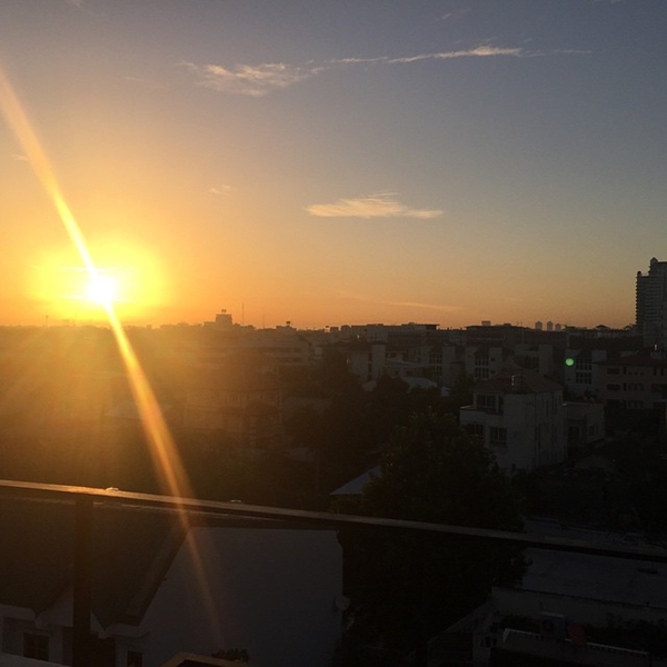 บ้านไก่ สมพล