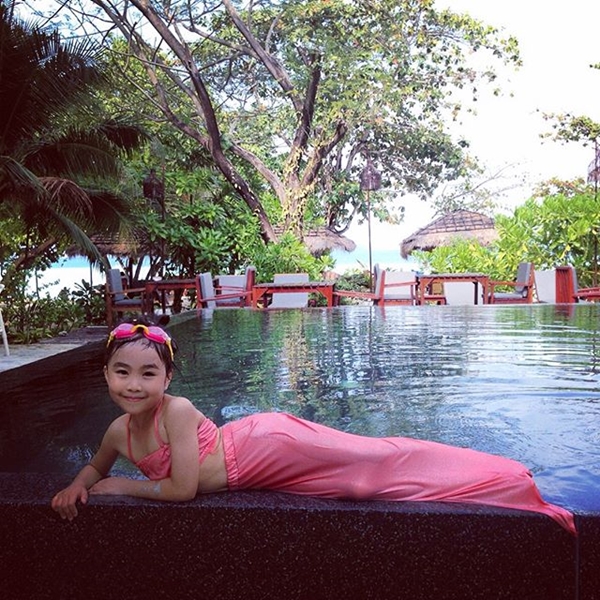 น้องนกยูง ลูกสาวเสนาลิง