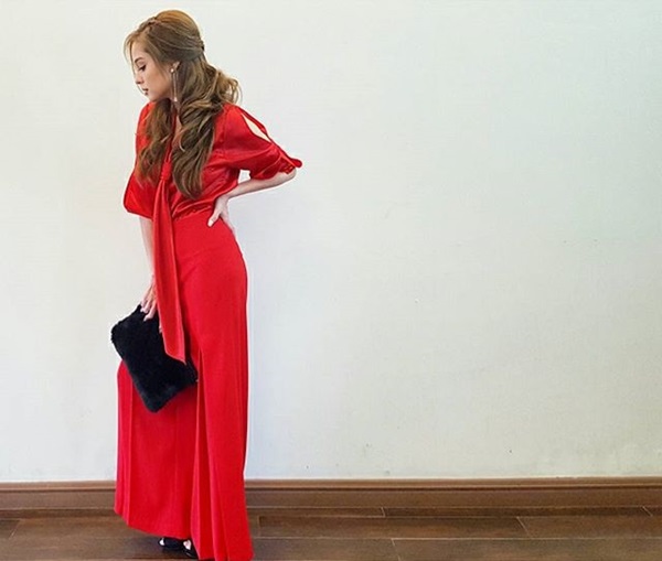 ขวัญ อุษามณี