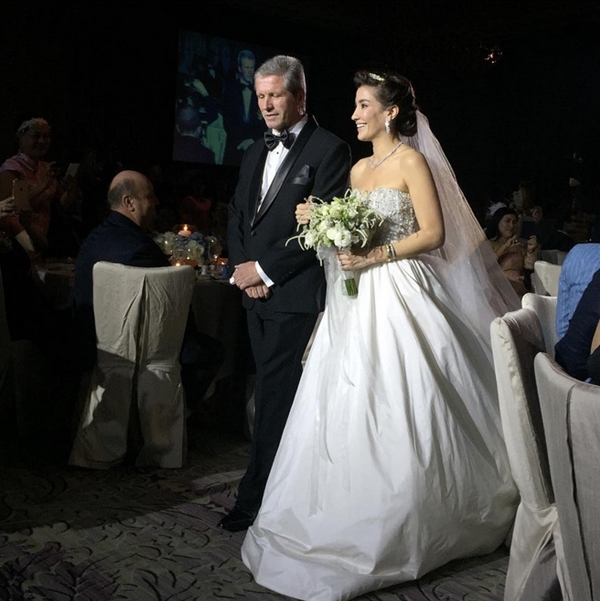 งานแต่ง แองจี้ เฮสติ้ง