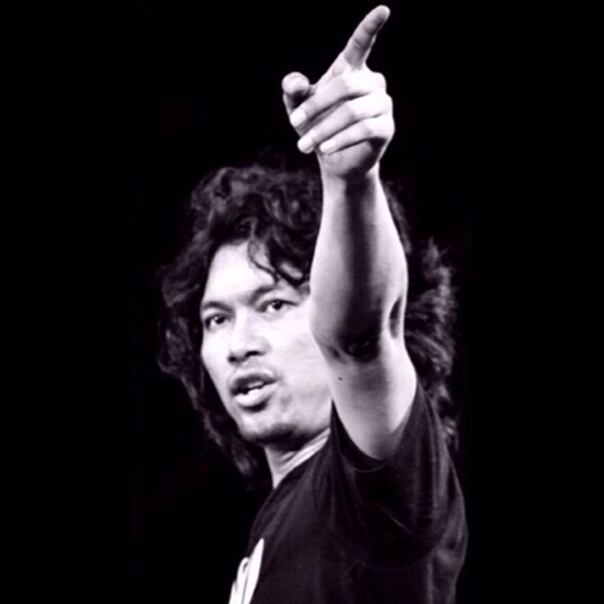 มาดูเหตุผลของ เสก โลโซ ขายมือถือโลโซ