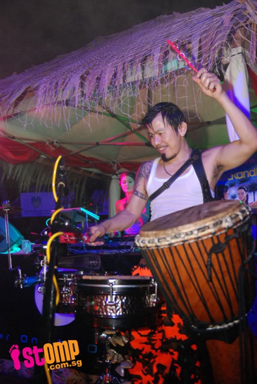 หนุ่ม ทีโบน ถูกหามส่งโรงพยาบาลพญาไท 1 เป็นการด่วน หนุ่ม ทีโบน เส้นเลือดในสมองแตก ล่าสุด หนุ่ม ทีโบน อาการปลอดภัยแล้ว