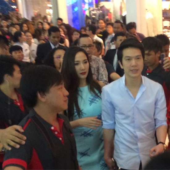  พิสูจน์ชัด อั้ม พัชราภา ปรากฏตัวที่ไหน ห้างแตกที่นั่น จนได้ฉายา 