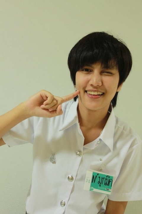 มุกมิค สาวหล่อหน้าใส ถูกจับแปลงแต่งเป็นหญิง สวยเช้งส่งประกวดดาวคณะ