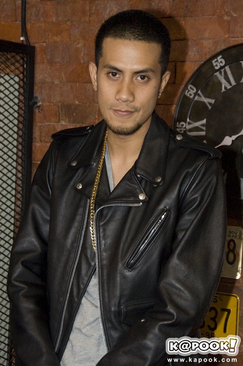 เป้ วงมายด์ แถลงข่าวปมแฟนแฉคบซ้อน หมิว สิริลภัส รับ 