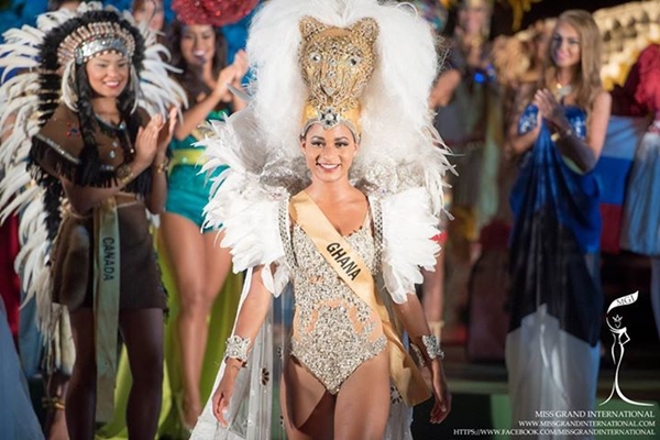 ส่องนางงามสาวในชุดประจำชาติ Miss Grand International 2015 สวย ๆ ทั้งนั้น