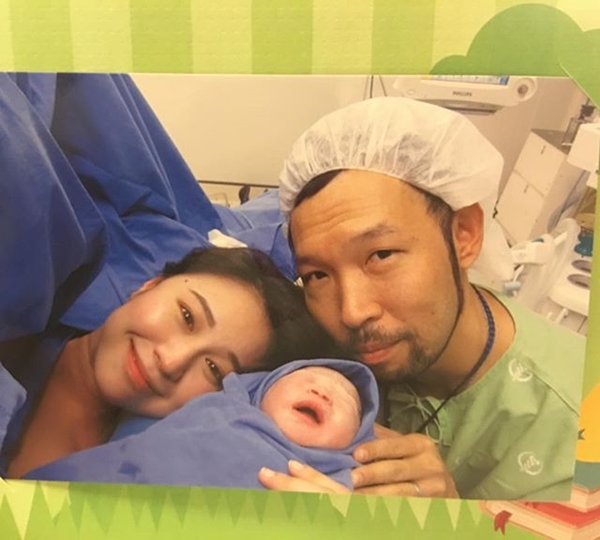 ซี ฉัตรปวีณ์ คลอดลูกชายรับวันคริสต์มาส ตั้งชื่อน้องต้นไม้