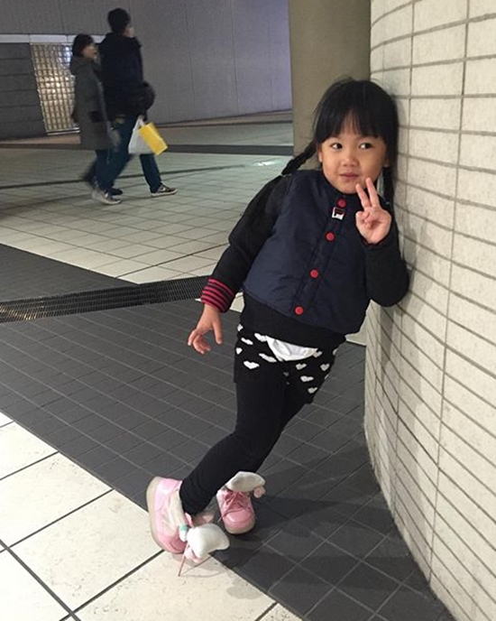 คำอวยพรซึ้ง ๆ จาก 3 เฮียและคุณแม่ถึง น้องวันใหม่ ในวันเกิดครบ 4 ขวบ