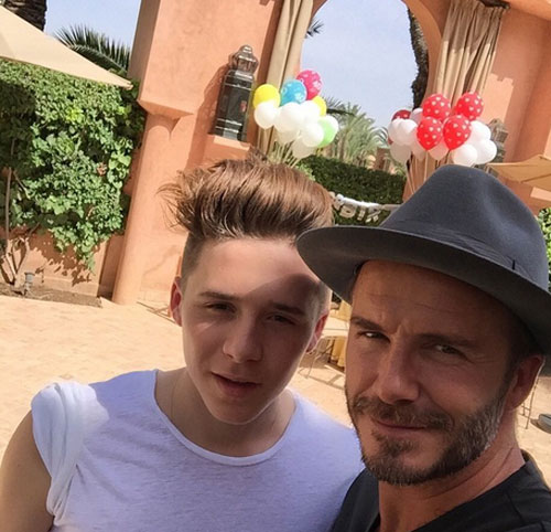 เดวิด-วิคตอเรีย เบ็คแฮม ฉลองแต่งงานครบ 16 ปี รักมีแต่อบอุ่นขึ้นทุกวัน เดวิด-วิคตอเรีย เบ็คแฮม ฉลองแต่งงานครบ 16 ปี รักมีแต่อบอุ่นขึ้นทุกวัน