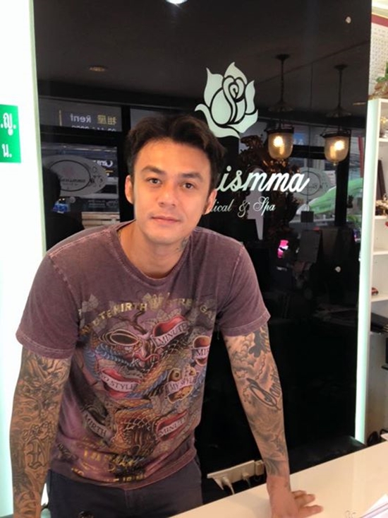 นิกกี้ พิ้ม อัดคลิปความในใจถึง อั้ม พัชราภา