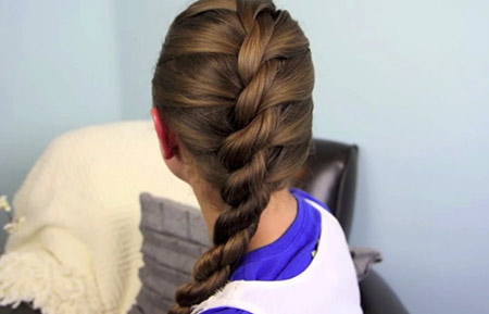 สอนวิธีถักผมเปีย