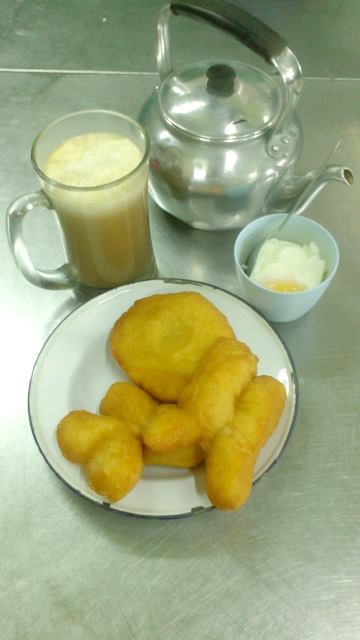 ร้านอาหารเช้าในกรุงเทพฯ