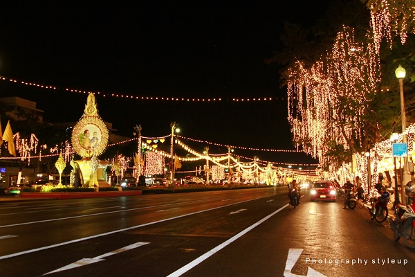 ที่เที่ยวดูไฟสวย ๆ ที่เที่ยวดูไฟสวย ๆ
