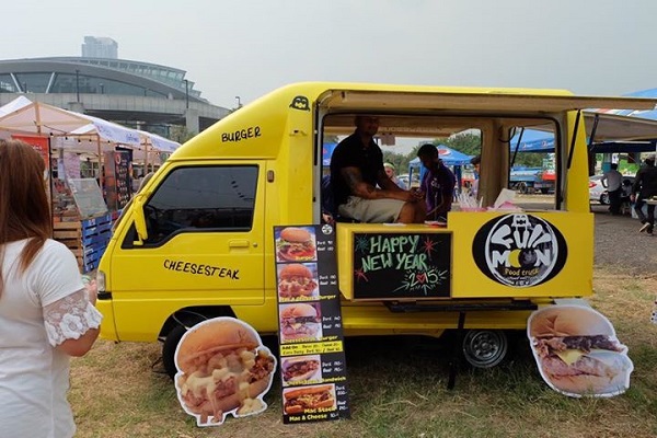 ร้านเบอร์เกอร์ฟู้ดทรัค