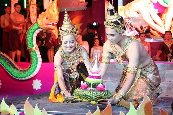 รวมสถานจัดงานลอยกระทง 2558