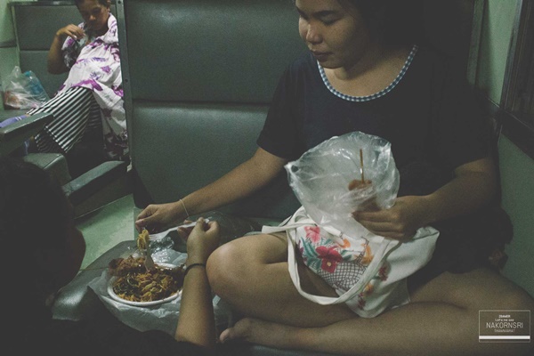 ขึ้นรถไฟไปนครศรีฯ ปล่อยอารมณ์ชิล ๆ ที่คีรีวง