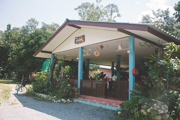 ขึ้นรถไฟไปนครศรีฯ ปล่อยอารมณ์ชิล ๆ ที่คีรีวง