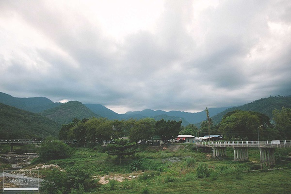 ขึ้นรถไฟไปนครศรีฯ ปล่อยอารมณ์ชิล ๆ ที่คีรีวง
