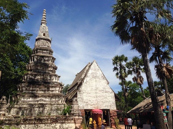 ตลาดน้ำนาพันสาม จ.เพชรบุรี