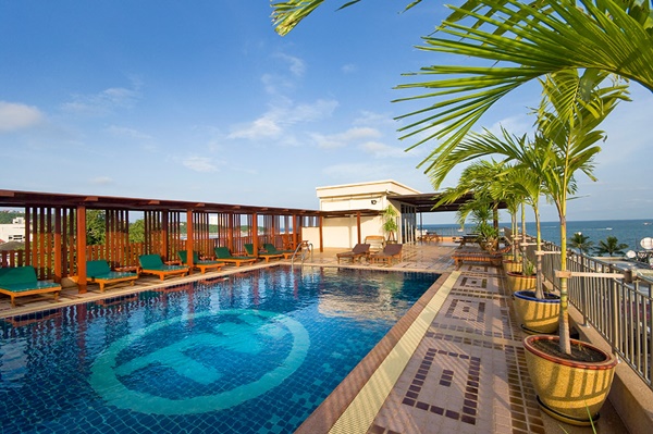 10 ที่พักพัทยาติดทะเล บรรยากาศดีและบริการเยี่ยม10 ที่พักพัทยาติดทะเล บรรยากาศดีและบริการเยี่ยม