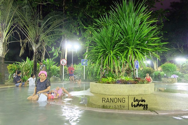 ที่เที่ยวในระนอง