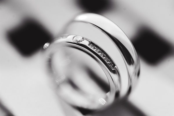 12 แหวนแต่งงานคู่ สื่อรักสัมผัสถึงหัวใจ