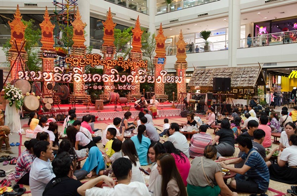 กาดหมั้ว กำเนิดเจียงใหม่