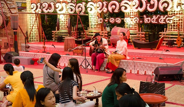 กาดหมั้ว กำเนิดเจียงใหม่