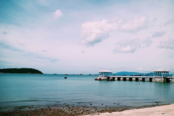 เกาะสีชัง