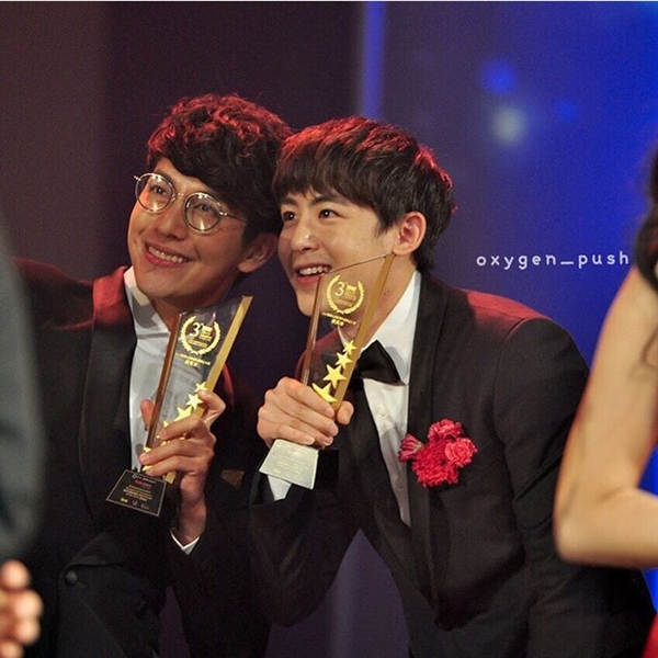 นิชคุณ 2PM