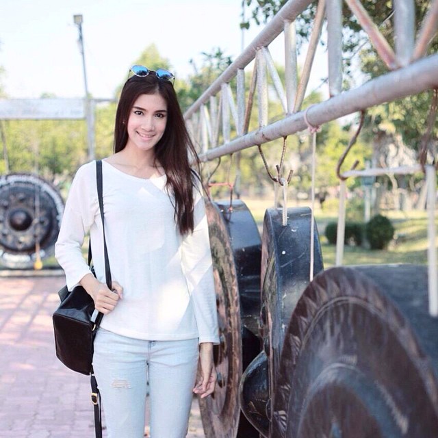 เนย ปภาดา กลิ่นสุมาลย์