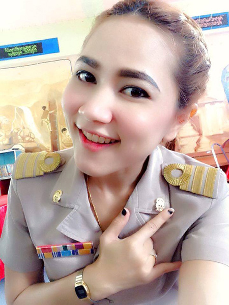 คุณครูสวย