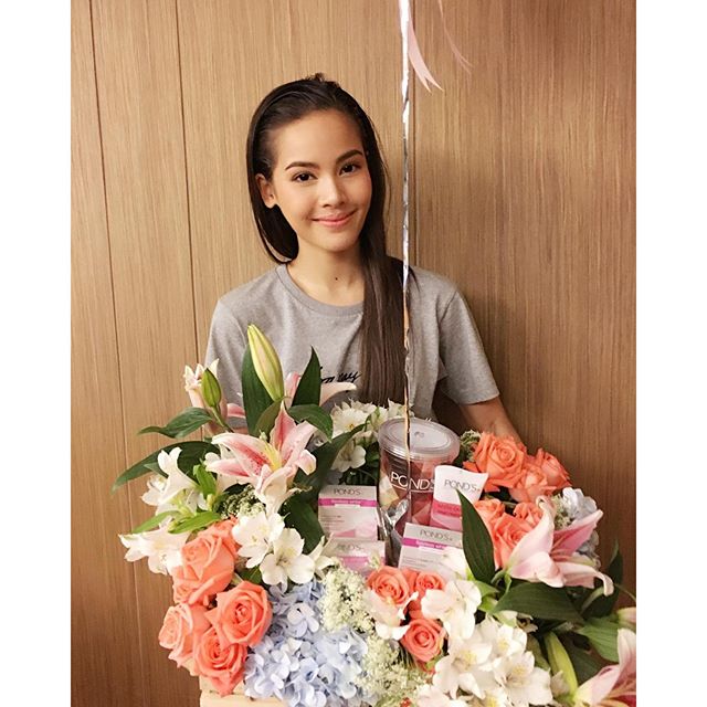 ญาญ่า อุรัสยา