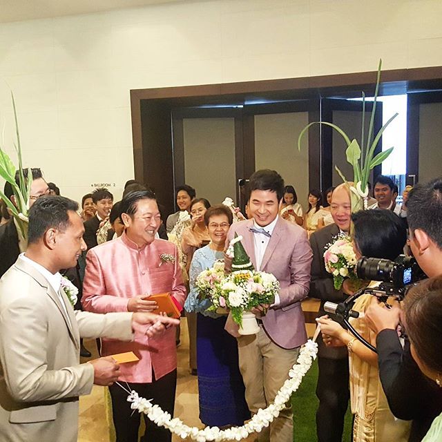 งานแต่ง แสตมป์ อภิวัชร์